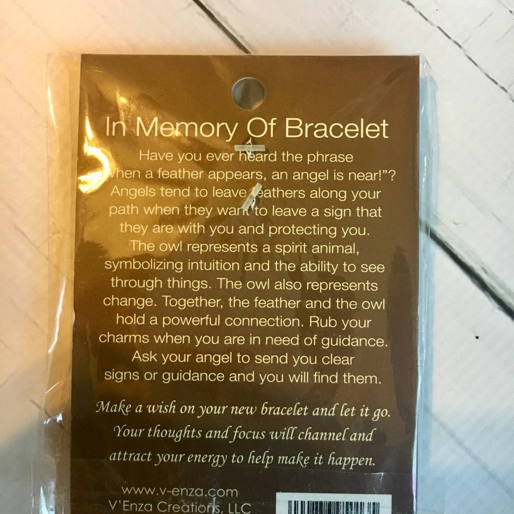 NEW! 🖤 Aura’s “In Memory Of” Bracelet - Picture 2 of 3